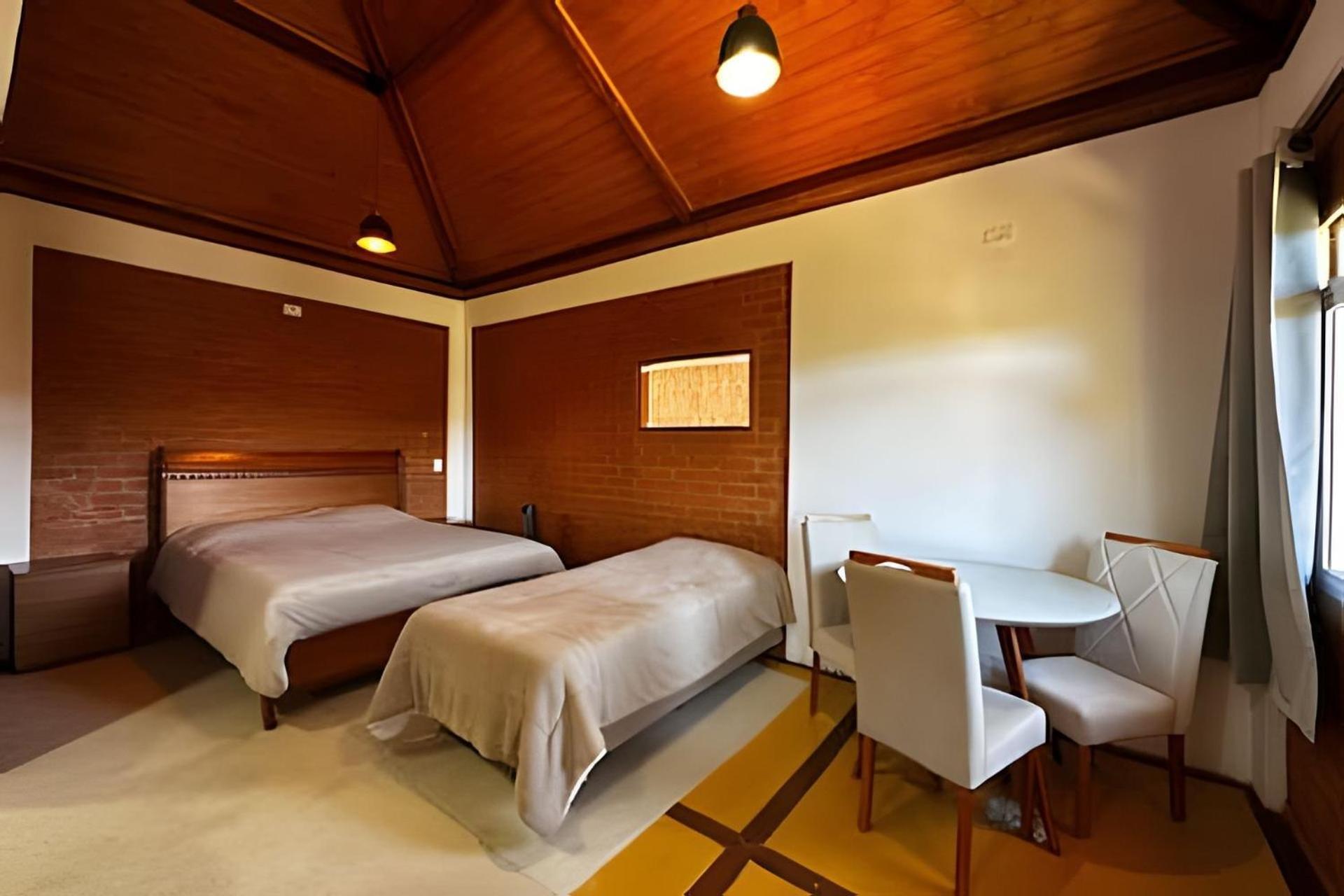 Suites Saint Louis - Conforto Do Lado Do Centro Turistico Campos do Jordão Exterior photo